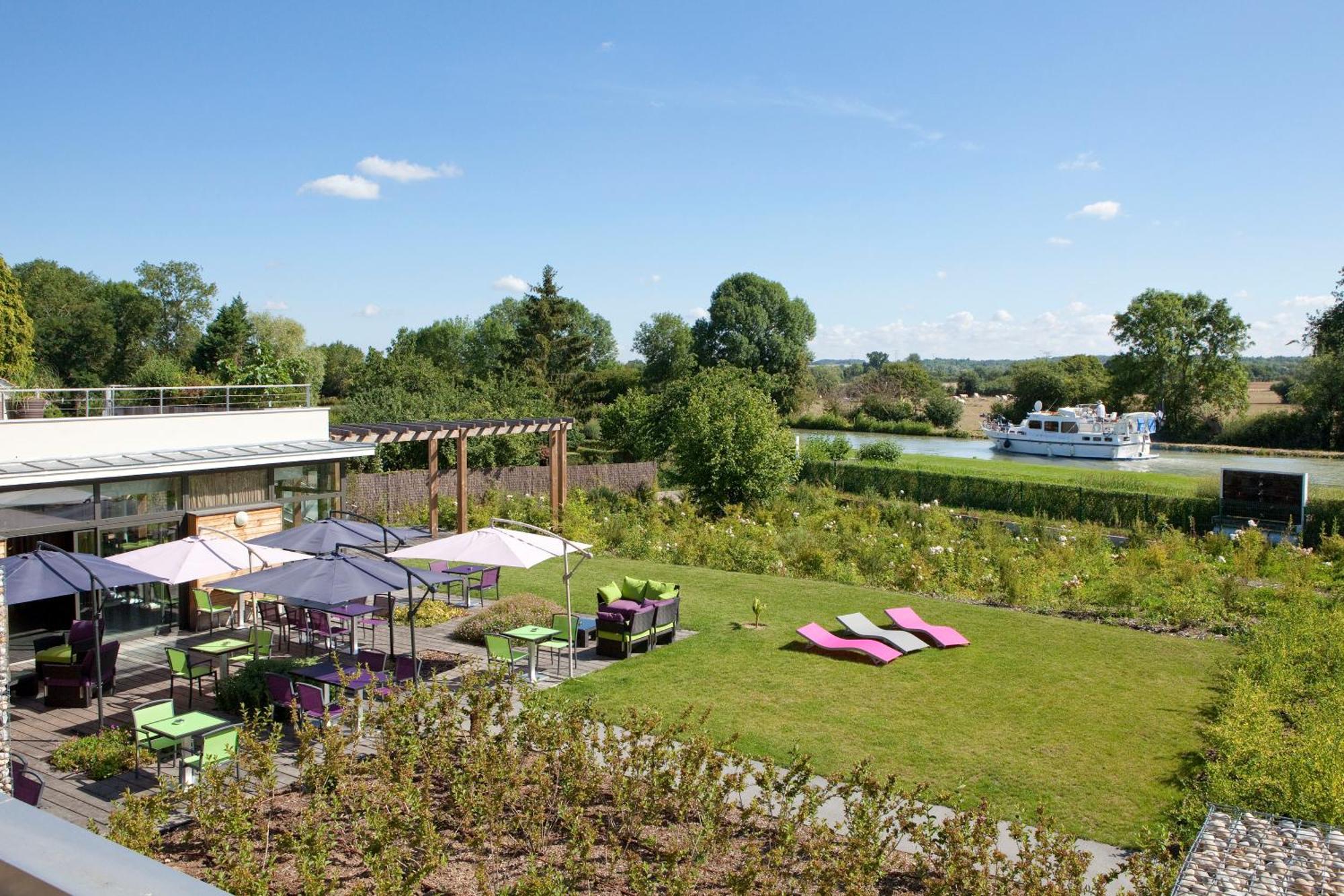 Logis Hotel Terre De Loire Belleville-sur-Loire Exterior foto