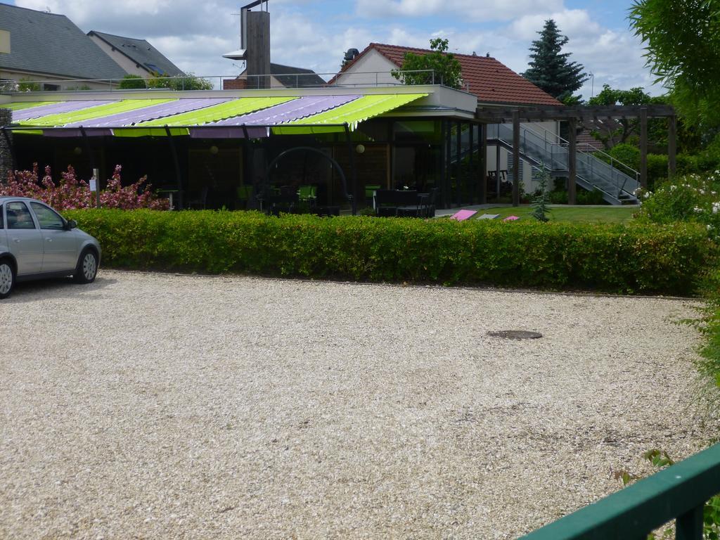 Logis Hotel Terre De Loire Belleville-sur-Loire Exterior foto